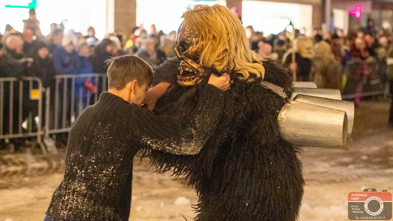 Krampus Umzug Lienz Johannesplatz Osttirol 2019