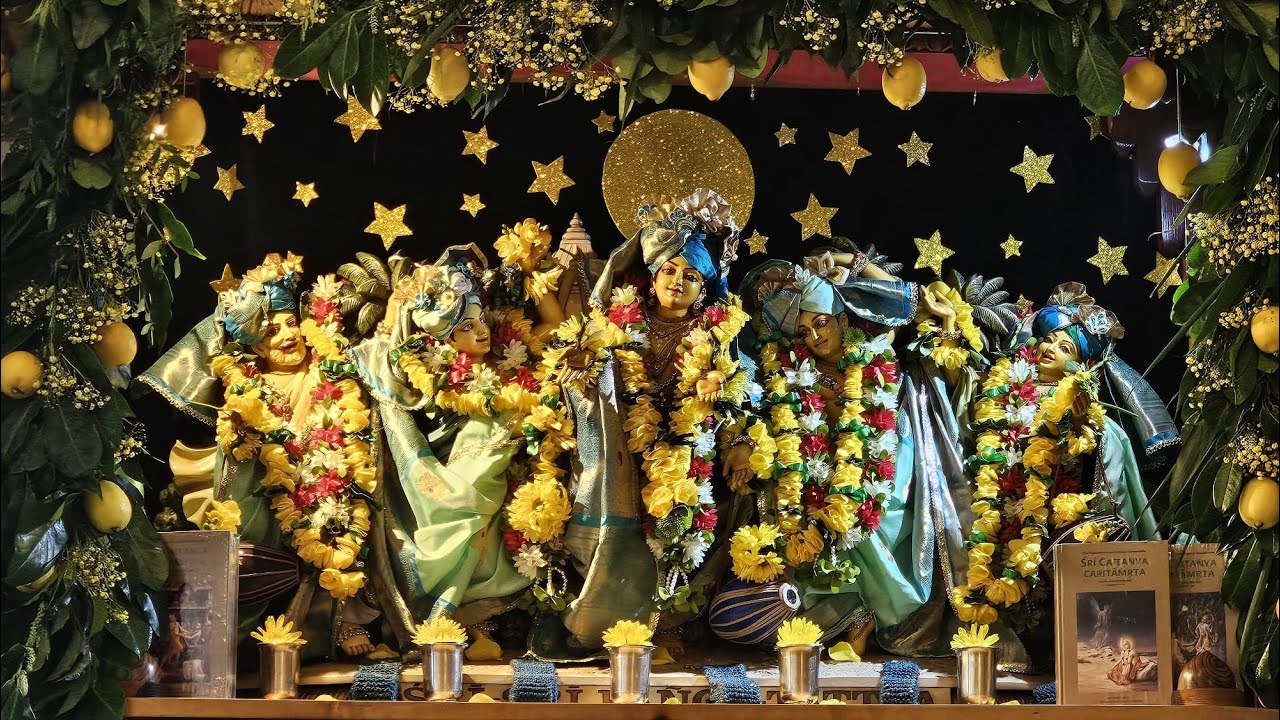 Gaura Purnima Special Gaura Arati Kirtan