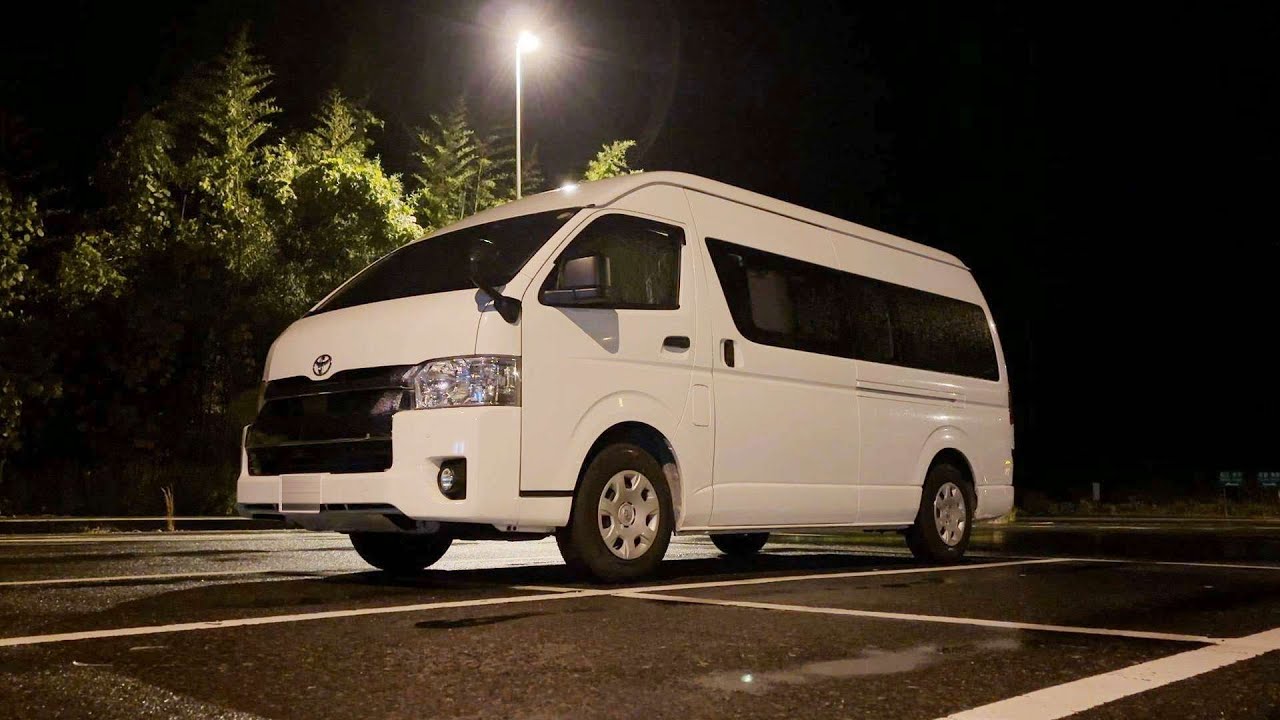 雨の夜、仕事を終えて。