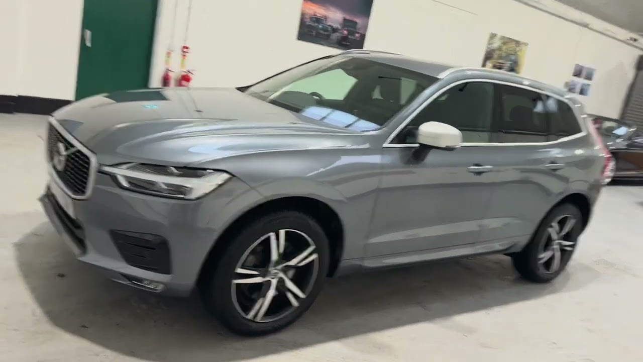 VOLVO XC60 D4 R-DESIGN 