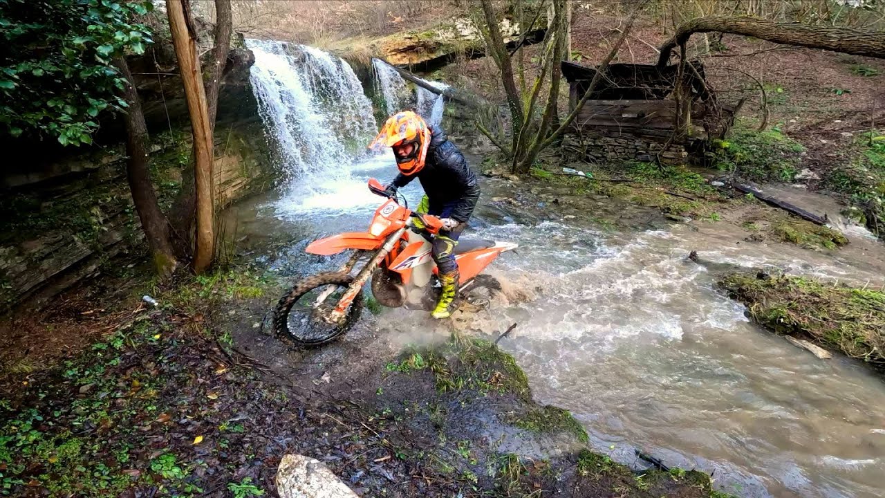 ENDURO RIDING - THE BEST FEELING