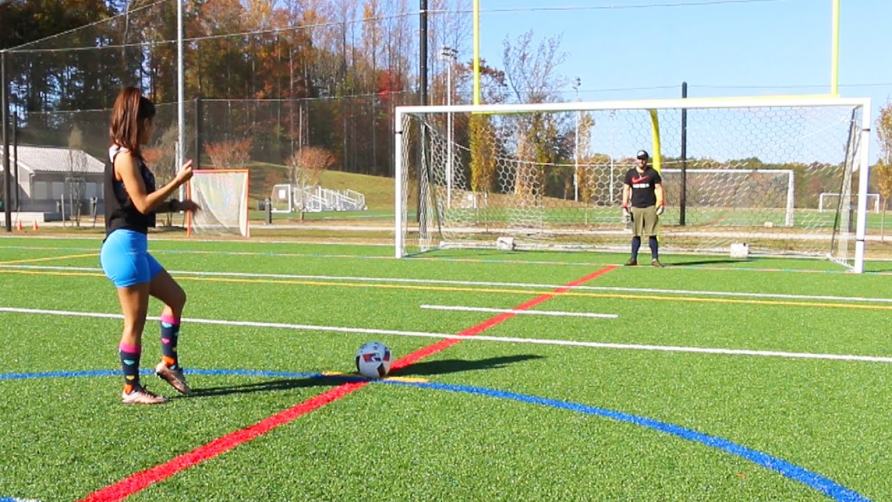 SPICY FOOD FORFEIT! FOOTBALL CHALLENGE!!