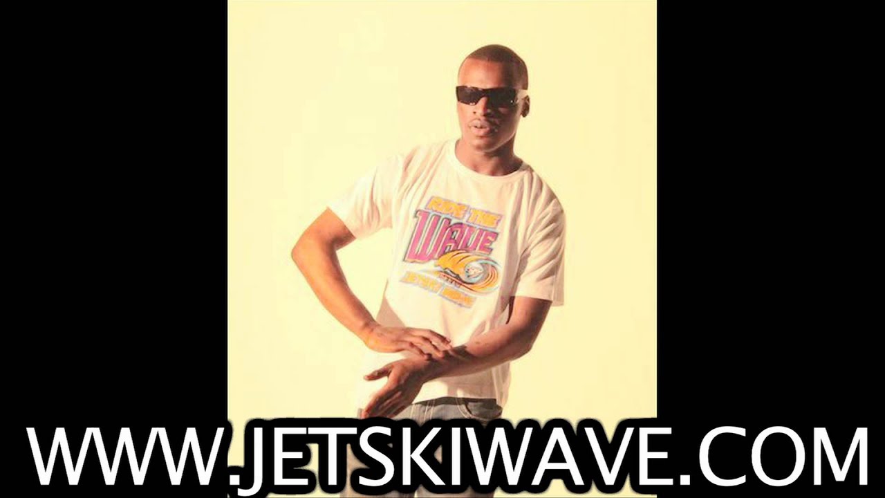 SNEAKBO - FIRE Dancehall mix (feat Lauran Alexandria) Mistajam show bbc 1xtra Rip