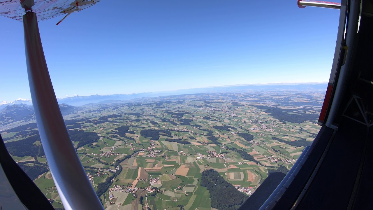 Saut en parachute d Ecuvillens - retour comme passager - Flying-Devil