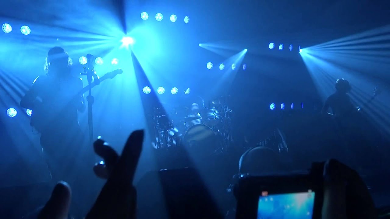 Biffy Clyro - Wave Upon Wave Upon Wave (Live @ Barrowland Glasgow 7.12.2014)