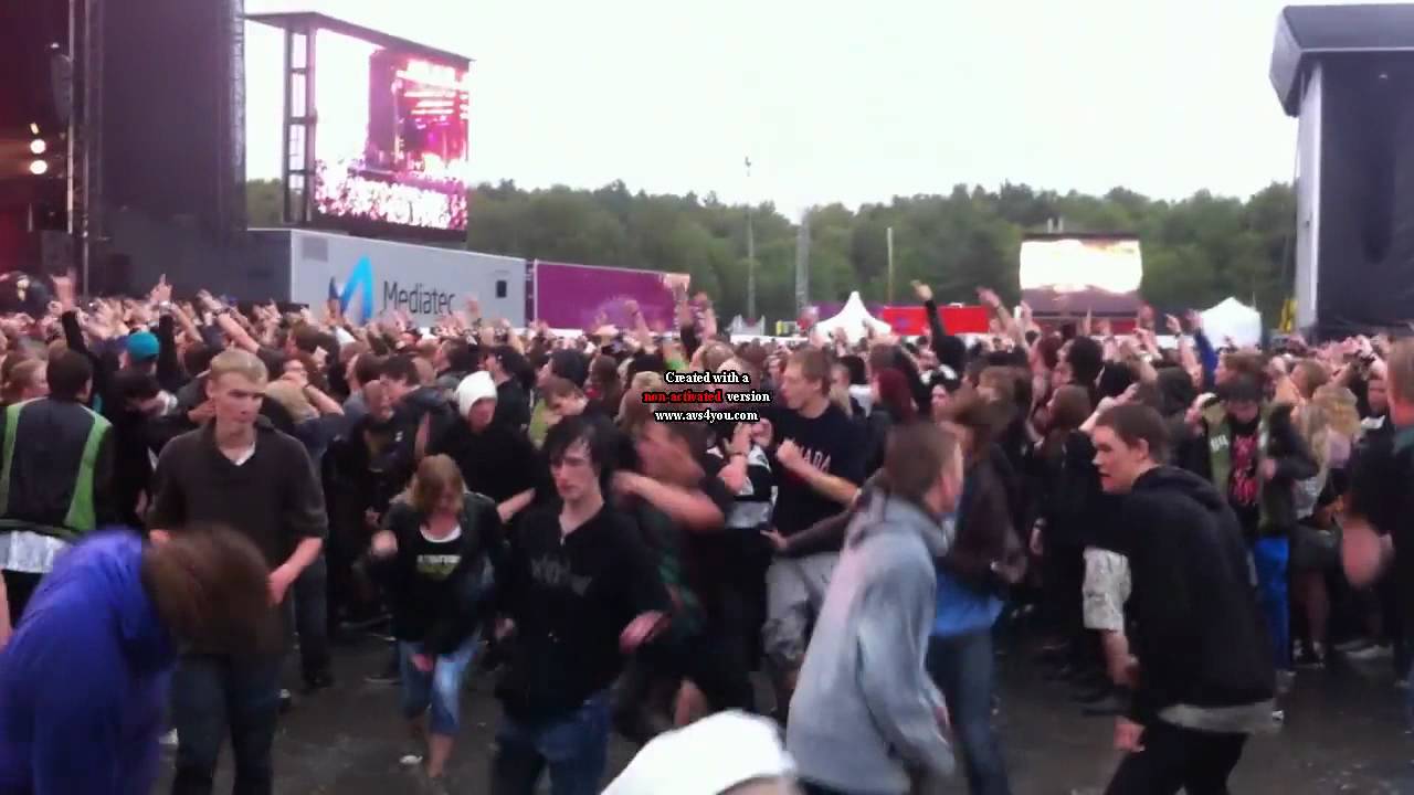 Bring me the Horizon - Chelsea smile @ Metaltown 2011 HD