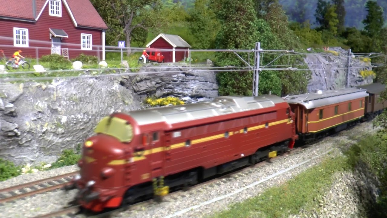 Flåmsbana Berekvam overview rolling stock 1944 - 2018 on modelrailway layout