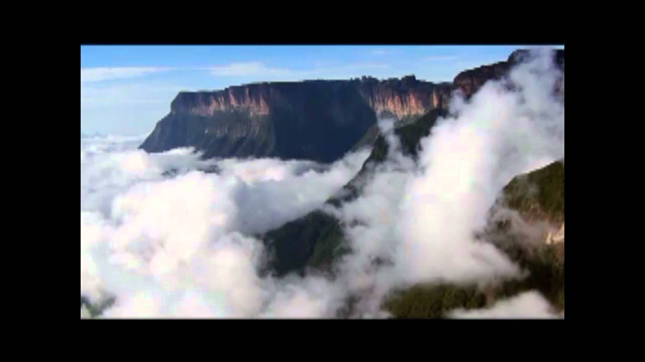 أليسَ الله بكافٍ عبده ()