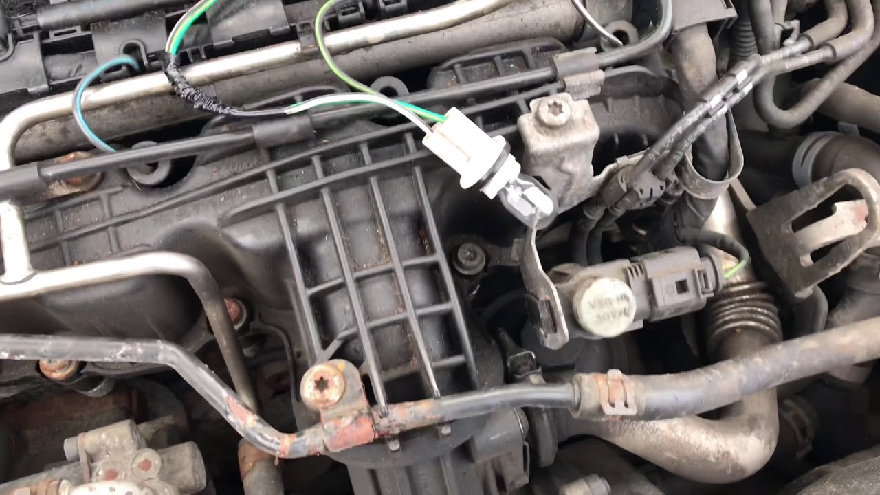 VW Caddy 2011 1.6 CR - Fault Code P020300 Cylinder 3 Misfire! Part 1