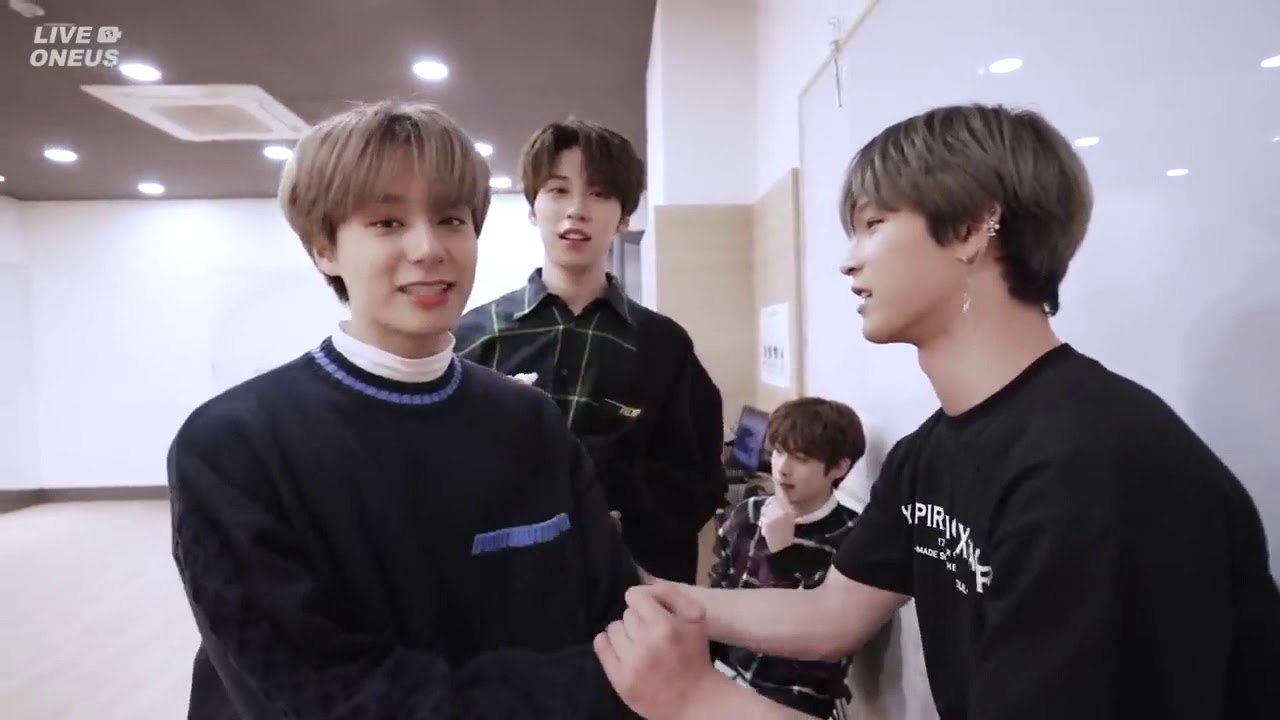 Oneus Hwanwoong & Leedo 🐨Hwanhak🐥 #3