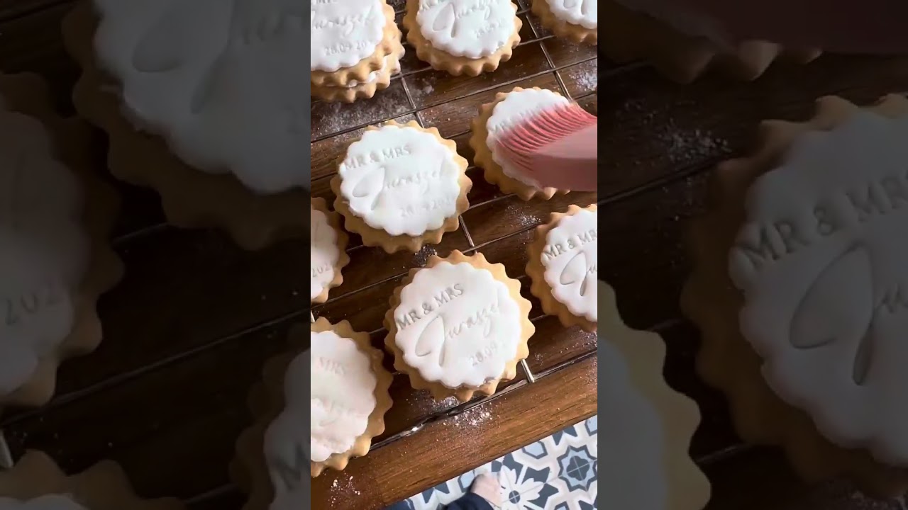 Trending Marks and Spencer’s fondant biscuits