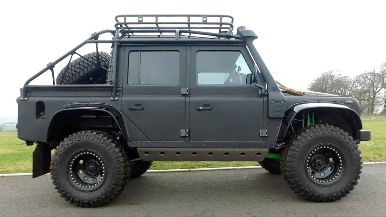 I Drive James Bond's Land Rover Spectre Defender