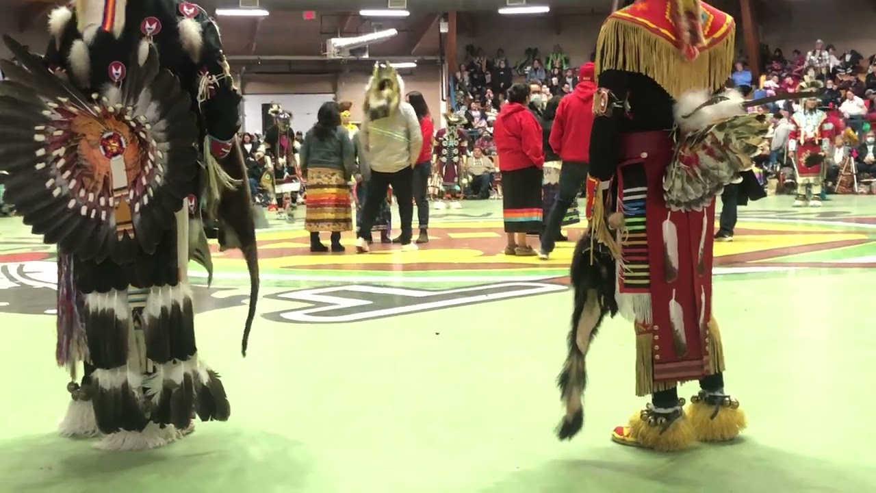 Bobby & Barry Currie Memorial Chicken Dance Special @ Siksika pow wow 2022