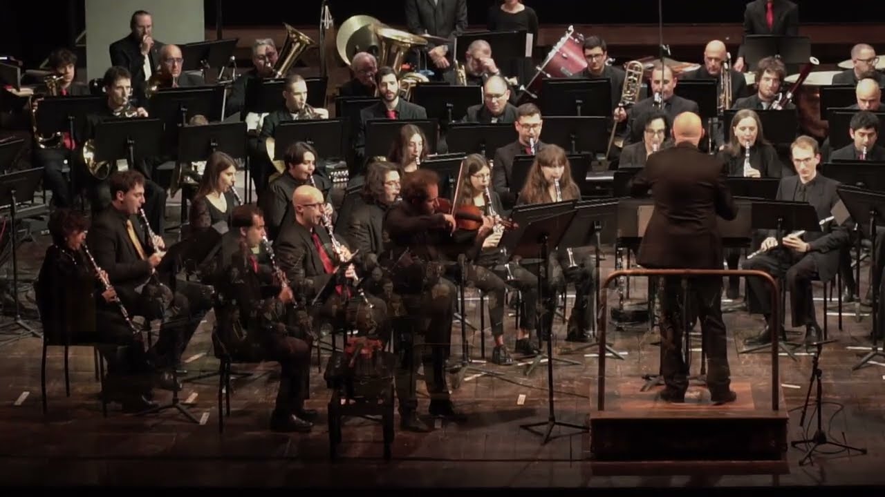 03 - Danza Macabra -  Camille Saint-Saëns - Per violino e orchestra di fiati