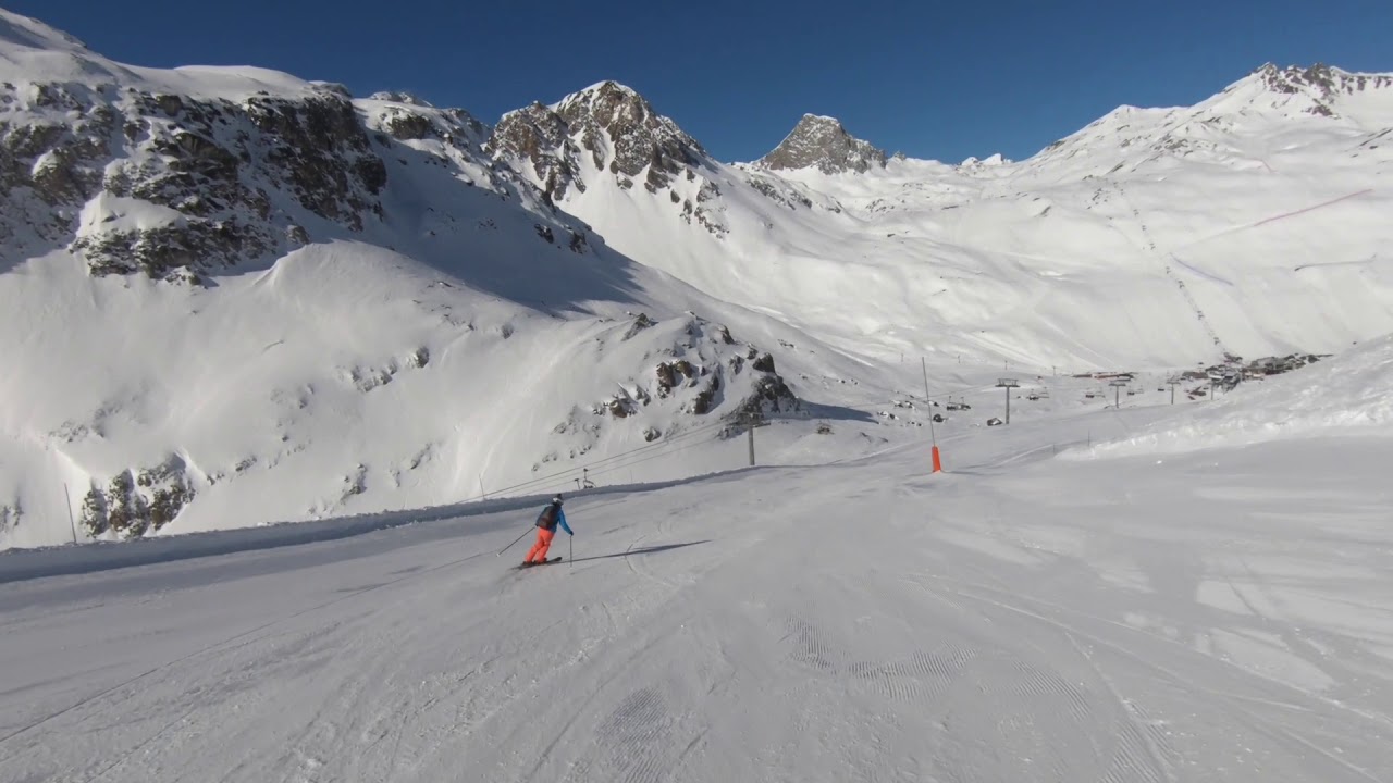 Skiing Tignes, Prariond Blue Piste 2019