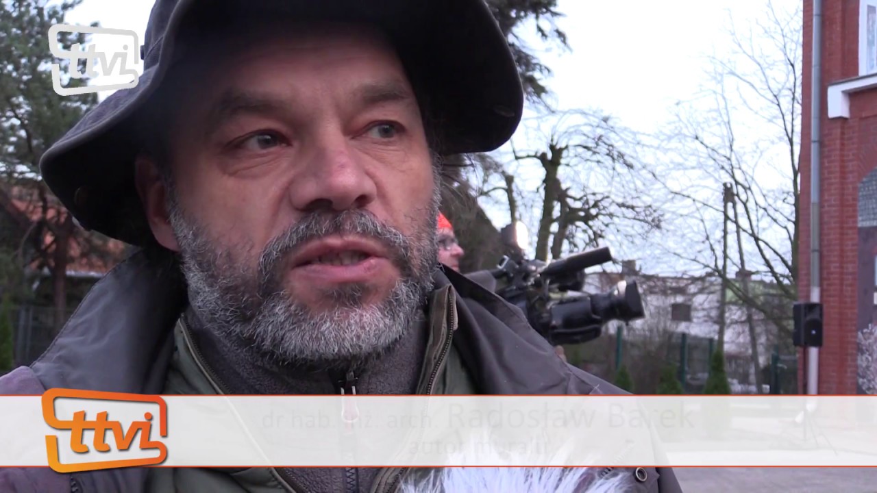 Reportaż z odsłonięcia powstańczego muralu i kiermaszu świątecznego - 10 grudnia 2017r.