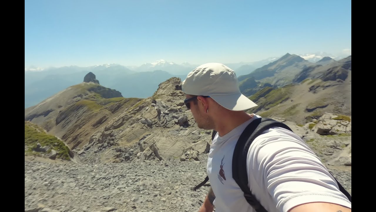 Le GRAND MUVERAN En SOLO Premier 3000m