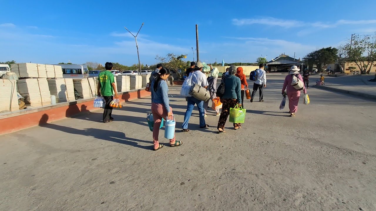 Đoàn Hành Hương Từ An Giang Đến Viếng Mẹ Nam Hải Bạc Liêu 2025