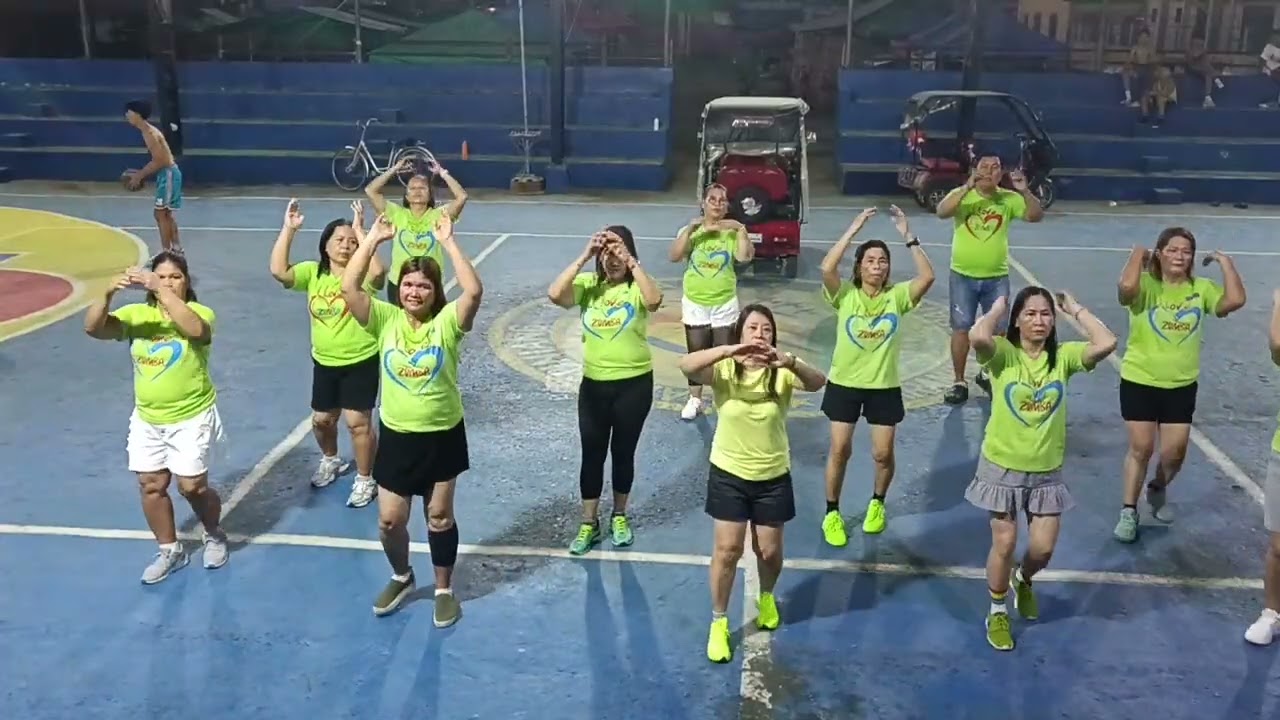 Umiiyak Ang Puso | MCP ZUMBA FAMILY |  Ka-Itek Movers 