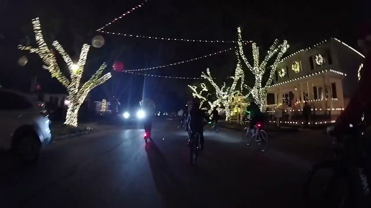 Christmas Lights Biking | Last Vlog of 2025