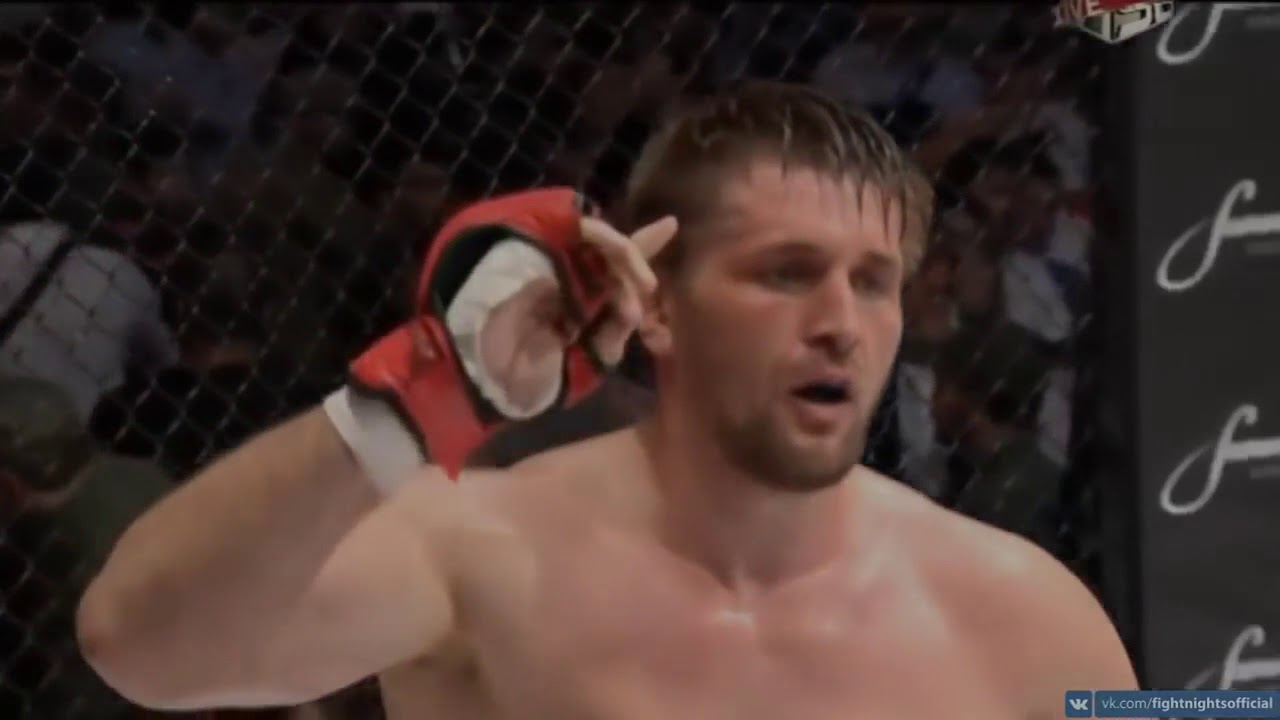 Русский ЗВЕРЮГА сломал ОГРОМНОГО качка бразильца!!!!Vitaly Minakov vs Geronimo Dos Santos
