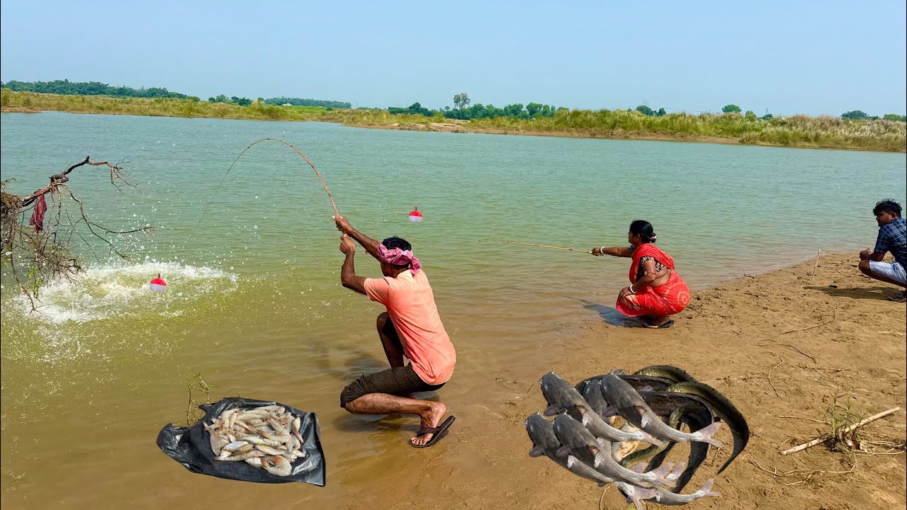 Fishing video || Man & women in village caught fish using different types of bait in the Ajay River