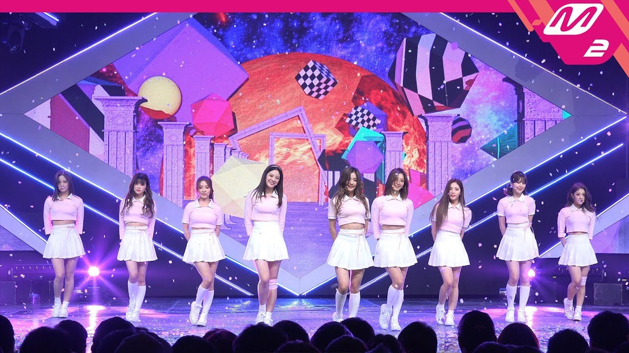 [MPD직캠] 프로미스나인 직캠 4K ‘다시 만난 세계(Into The New World)’ (fromis_9 FanCam) | @MCOUNTDOWN_2019.01.03