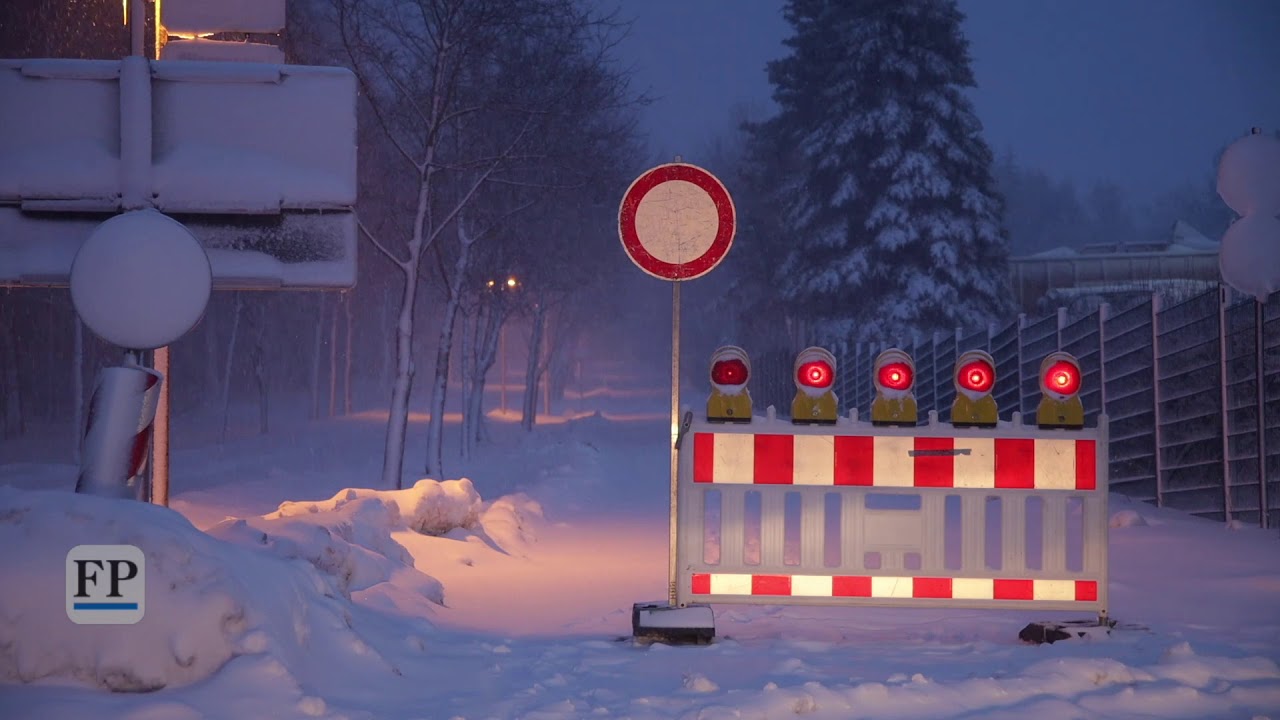 Starker Schneefall behindert Verkehr im Erzgebirge