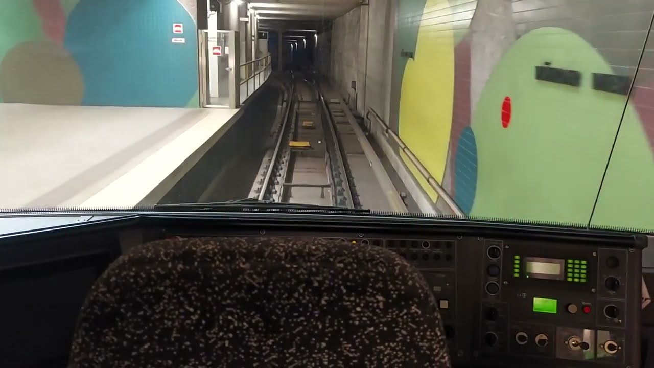 U Bahn Nürnberg aus der Fahrerperspektive