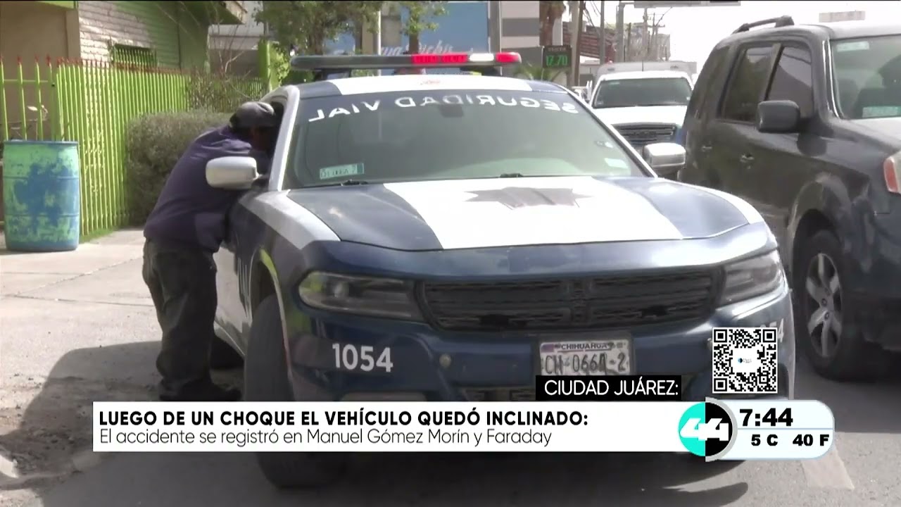 Luego de choque el vehículo quedo inclinado