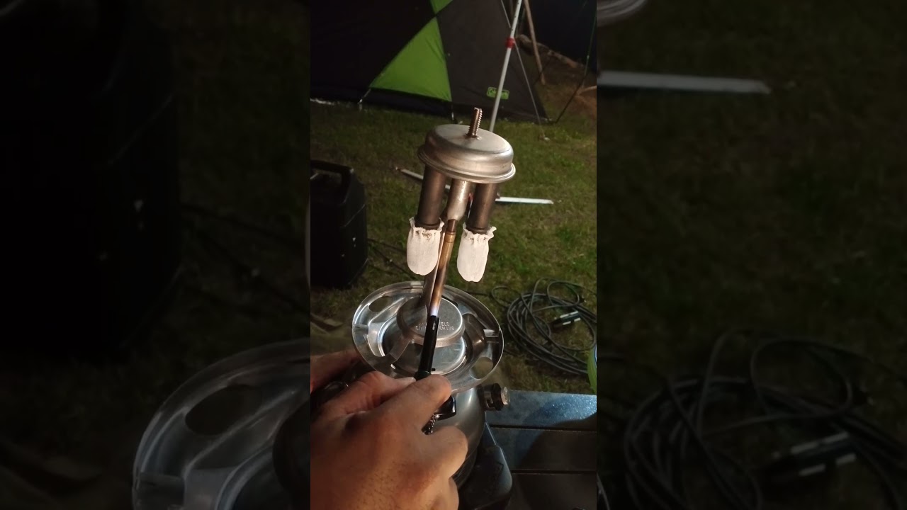 ฮีลใจด้วยแสงตะเกียง 😛 Coleman Lantern 295A