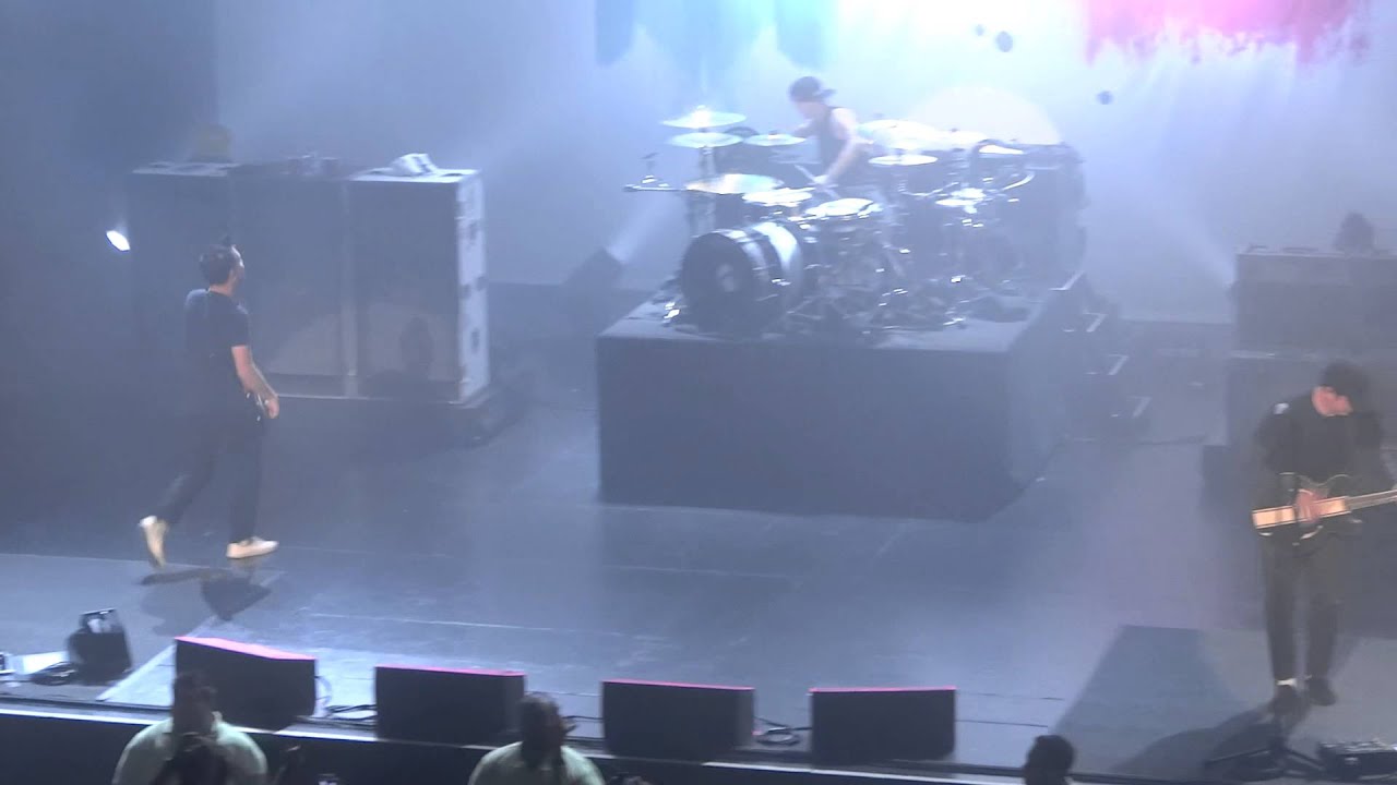blink-182 - Obvious (Live at The Wiltern 11/11/13)
