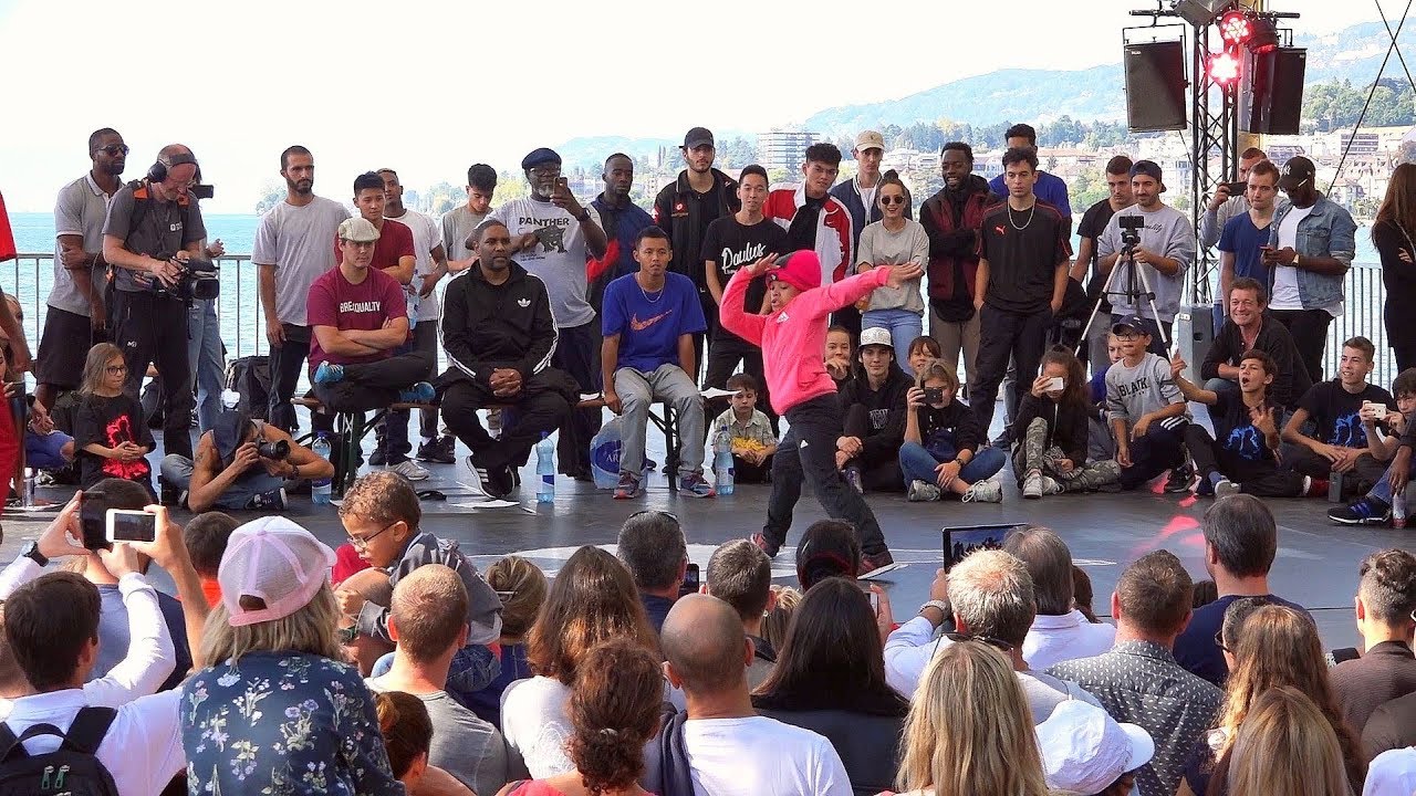 Bgirl Terra vs Bboy Jitsou