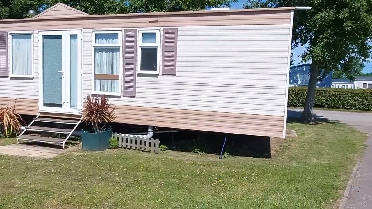 Touring the most Luxurious Caravan Holiday Haven in England |Golden Sands Holiday park