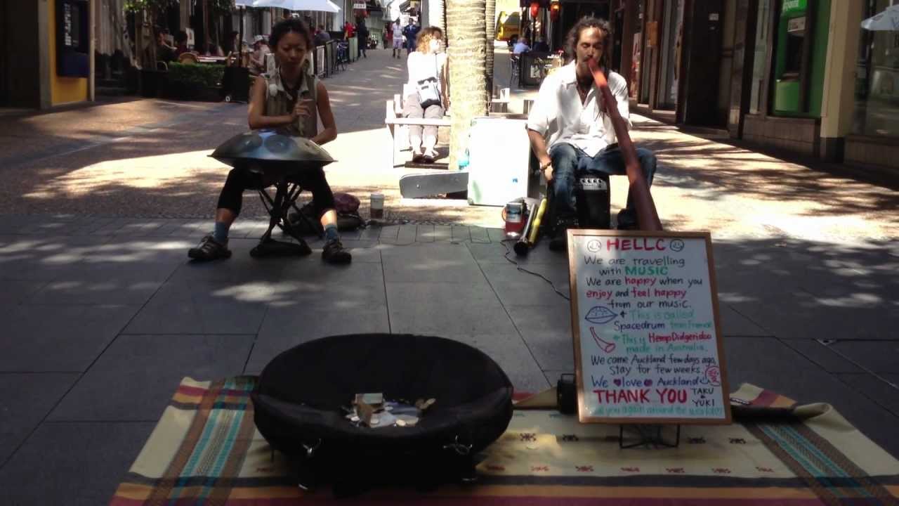 Yuki Koshimoto busking in New Zealand (clip 2)