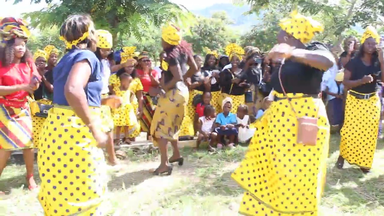 Ramadany - Kuli Nyama (Mulher Autarca da Vila de Metangula)