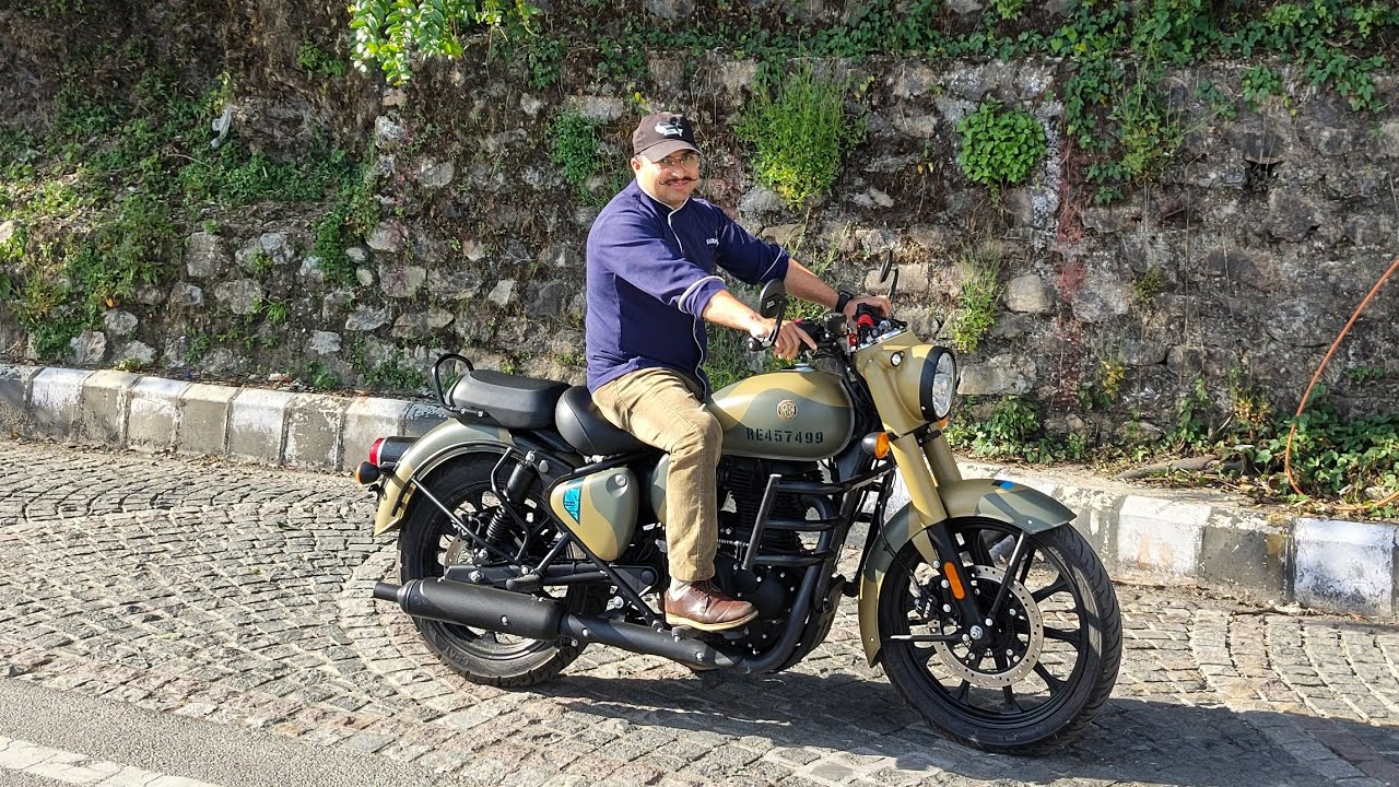 Ride on royel enfield classic 350 comando sand at mountain 🏔️🌄 mussoorie road 