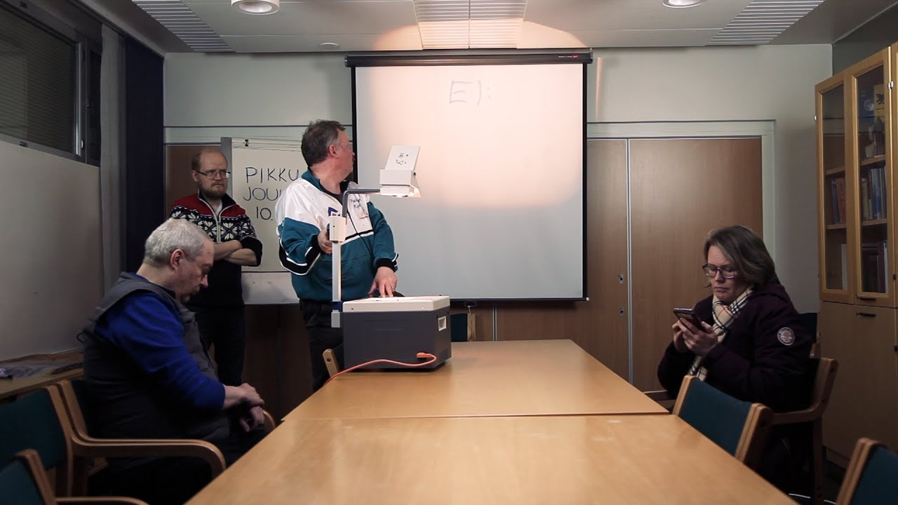 Puolangan pessimistien pikkujoulujen suunnittelupalaveri | Joulukalenterin luukku 2