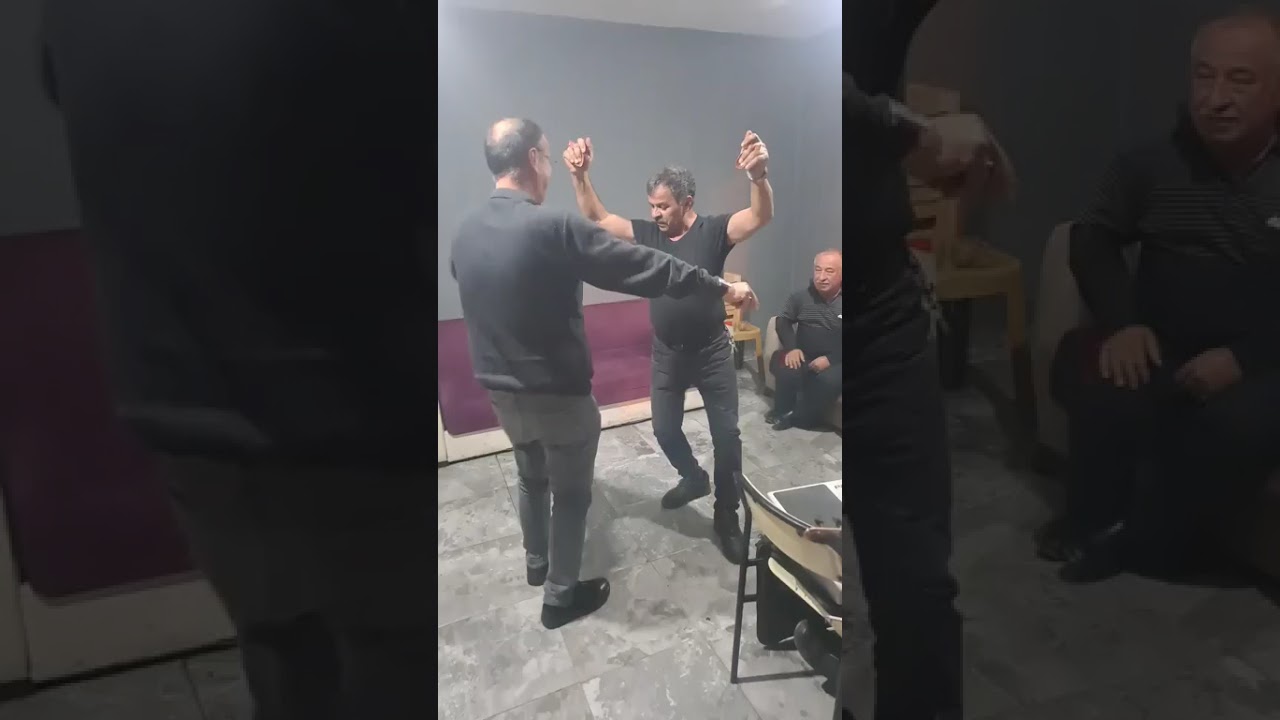 Dörtdivanlı Erkan Erdem Dayıları Oynatıyor...