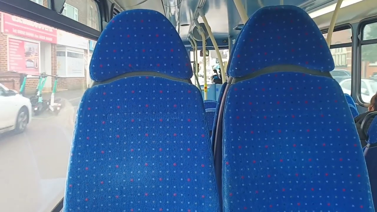 morebus Volvo B7TL Vyking Myllemium 1828 HF05 GGO on the 21 to Bournemouth 