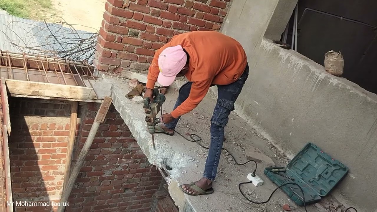 RCC की छत में जॉइंट के लिए छत को तोड़ना चाहिए 