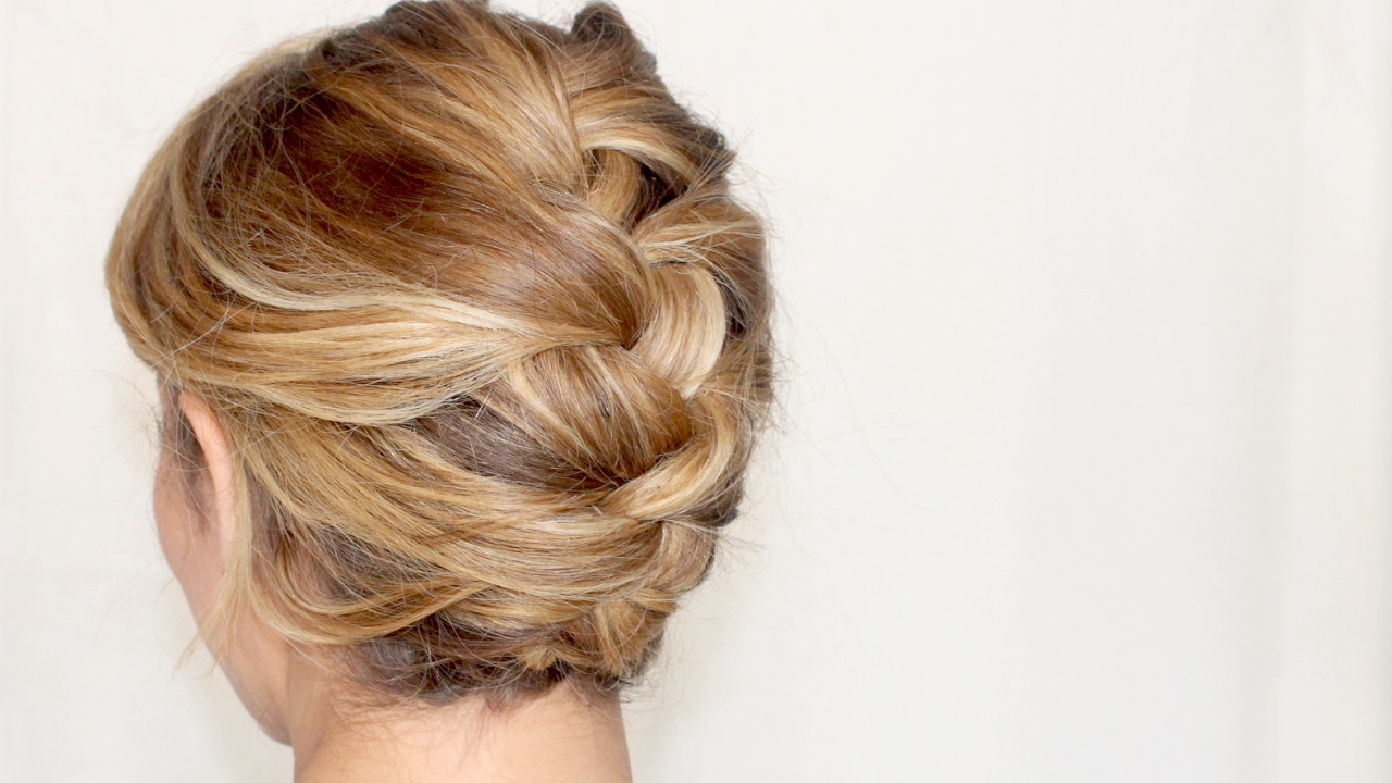 Coiffure : faire tenir une tresse collée toute la journée  ✨ Marion Blush