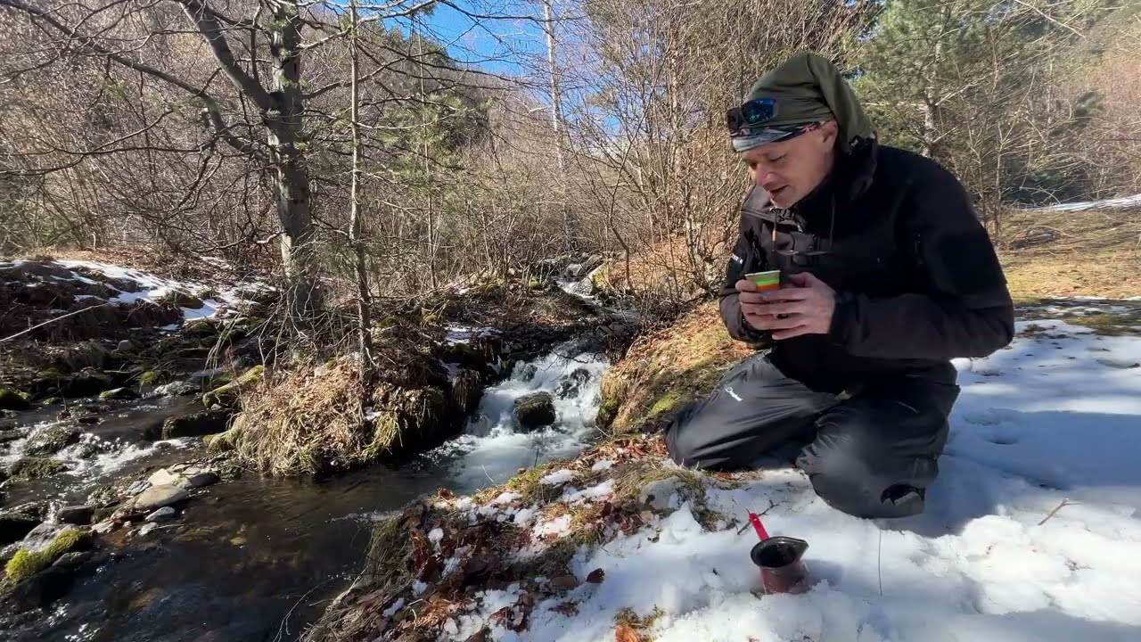Preparing a Fire Hiking.