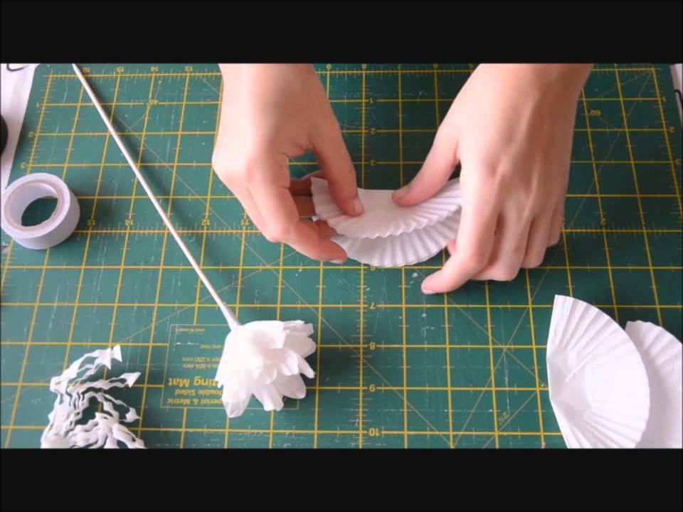 Flor con molde de papel