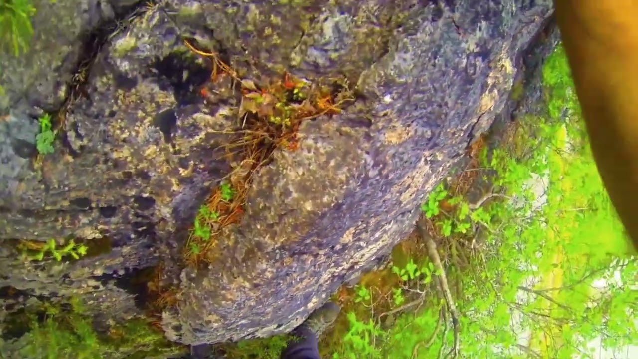 30- 7- 2021- v -stretta  a sinistra -7- fontane arrampicate sul birillo roccoioso e pericolante