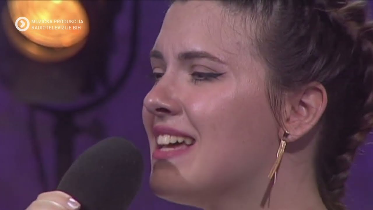 Corner muzički klub BHRT - Emina Bajtarević