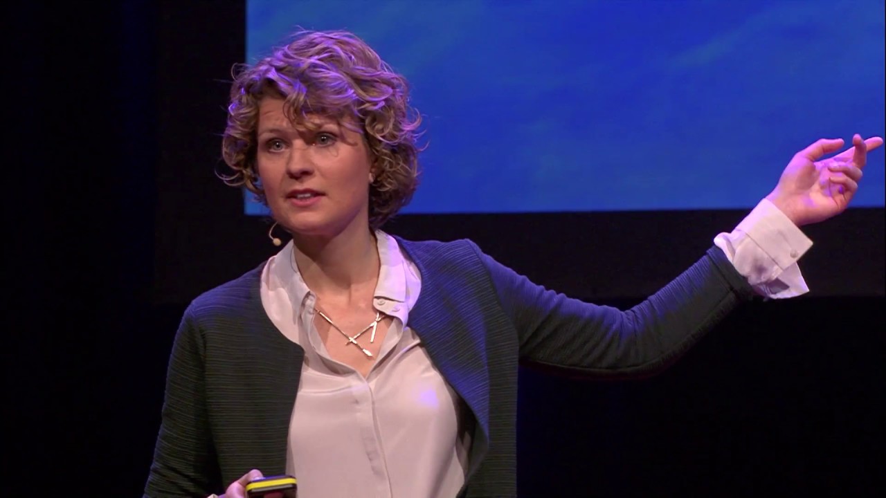 Breed algaes, not cows! | Jutta Reinke | TEDxSaxionUniversity