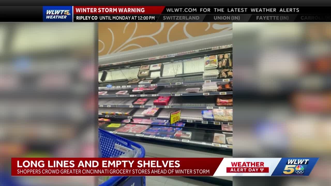 Shoppers encounter long lines, empty shelves ahead of winter storm