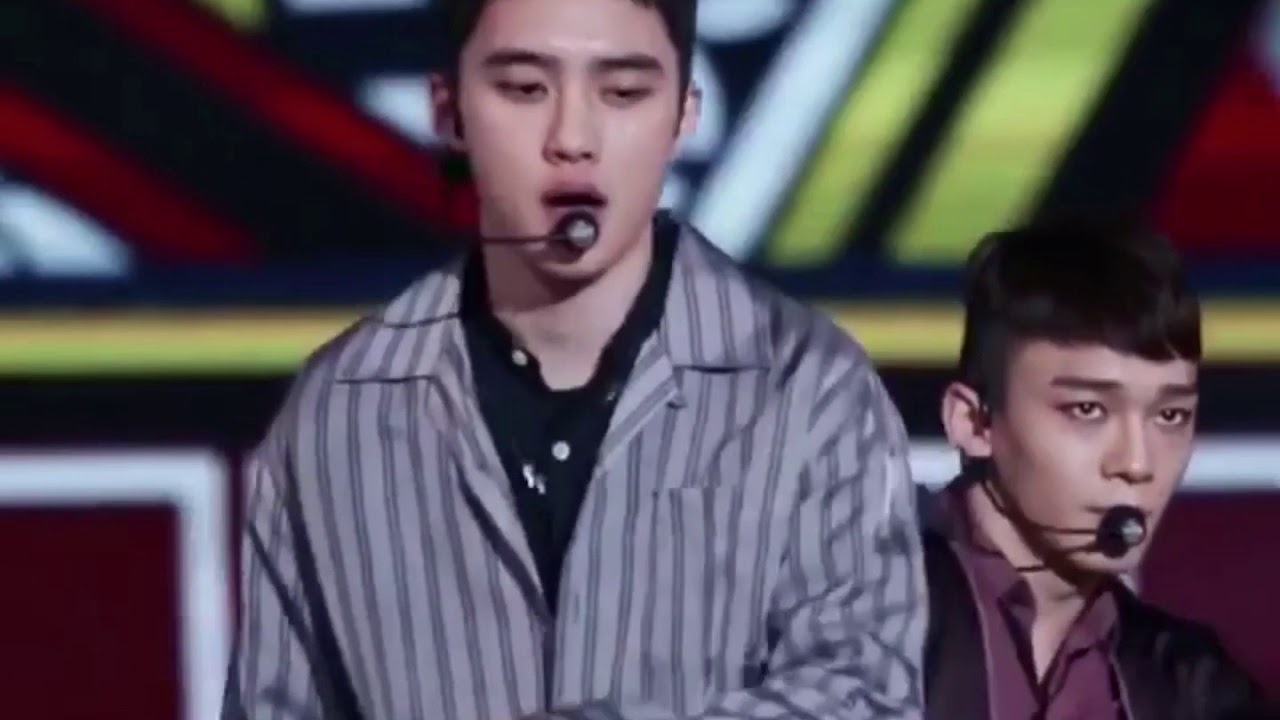 Do Kyungsoo’s Sexy Moves