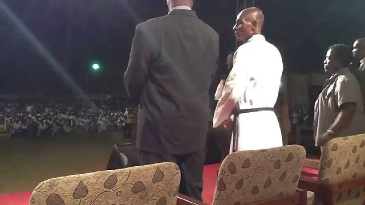 Dr Lawrence Tetteh preaches in Ga @ Nima Crusade...